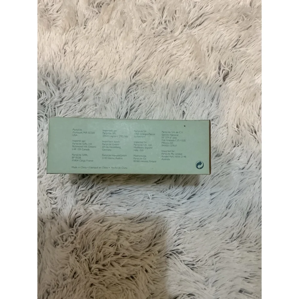 PartyLite Square Frosted Glass Votive Holders Set of 2 — Gift Ready - Picture 10 of 13